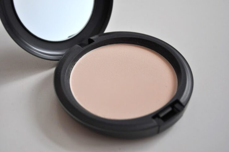 MAC Blot Powder