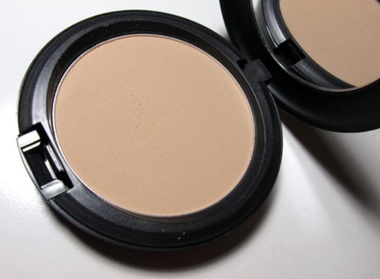 MAC Blot Powder